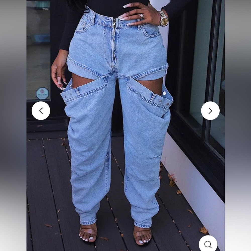 Solid Color Hippy Cutout Design Washedjeans - image 1